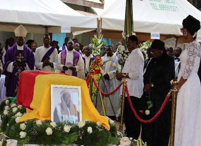 Jean FOUMAN AKAME repose à Ndonkol
